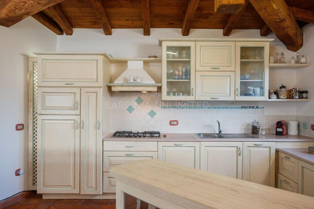 Villa Domus Ardea Capo Coda Cavallo Dış mekan fotoğraf