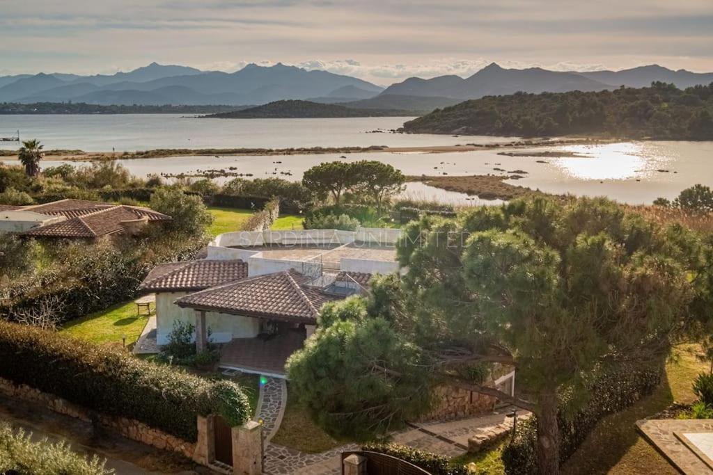 Villa Domus Ardea Capo Coda Cavallo Dış mekan fotoğraf