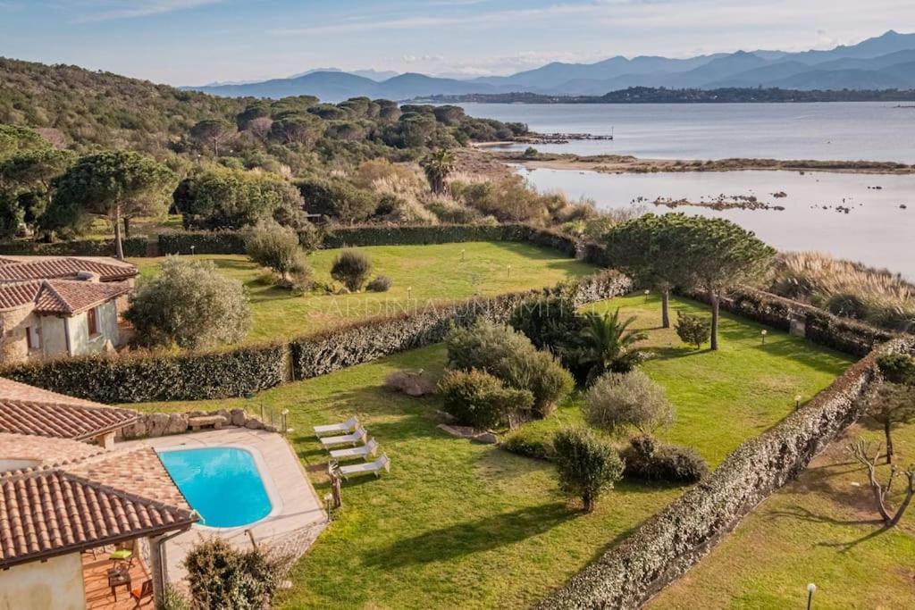 Villa Domus Ardea Capo Coda Cavallo Dış mekan fotoğraf